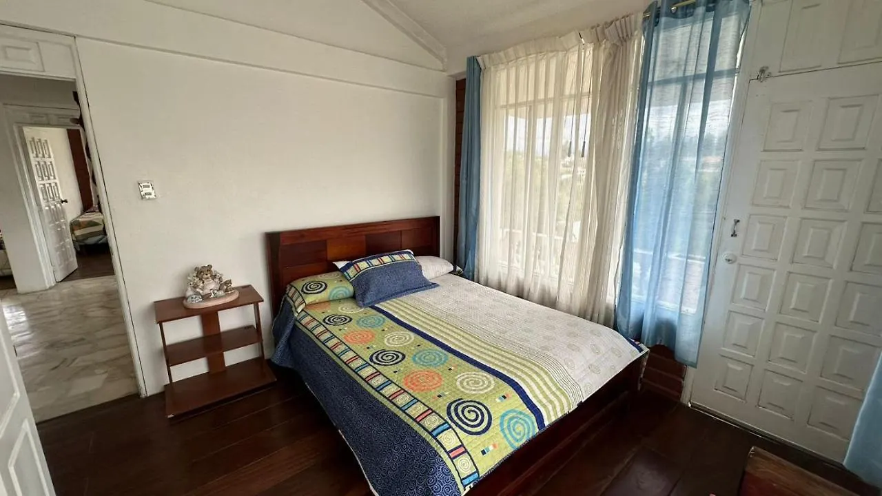 Villa Quinta Albornoz Quito